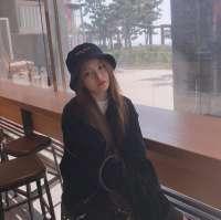 1080x1079