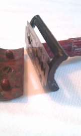 612x1023