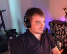 220x178