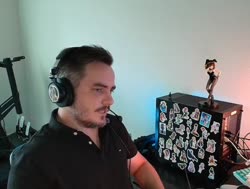 580x440