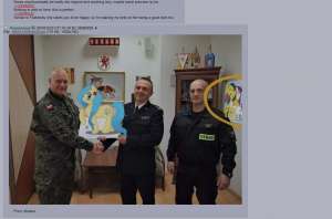 1358x899