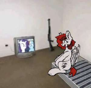 692x672