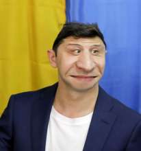 683x729