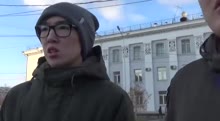 640x352