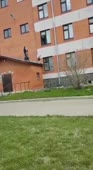 352x640