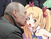 885x678