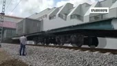 736x416