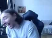 380x286