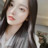 736x736