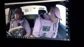 636x360