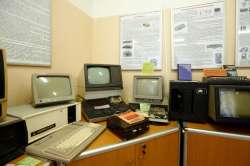 873x580